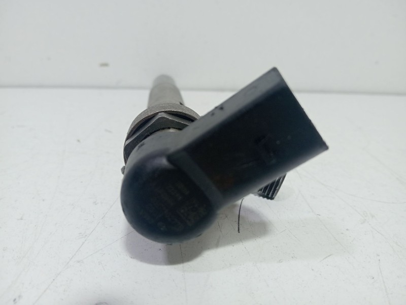 Recambio de inyector para seat leon (1p1) 2.0 tdi referencia OEM IAM 03L130277D   Recambio de inyector para seat leon (1p1) 2.0 tdi referencia OEM IAM 03L130277D
