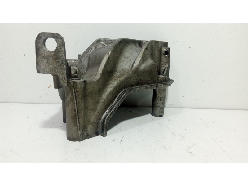 Recambio de soporte motor derecho para volkswagen polo (6r1) 1.2 tsi referencia OEM IAM 04B199207   Recambio de soporte motor derecho para volkswagen polo (6r1) 1.2 tsi referencia OEM IAM 04B199207