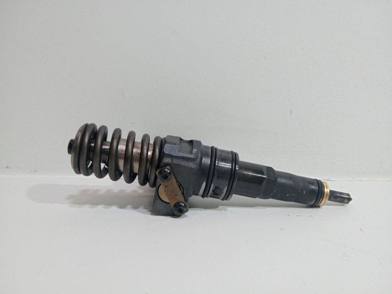 Recambio de inyector para seat ibiza iv sc (6j1, 6p5) 1.4 tdi referencia OEM IAM 038130073AG  