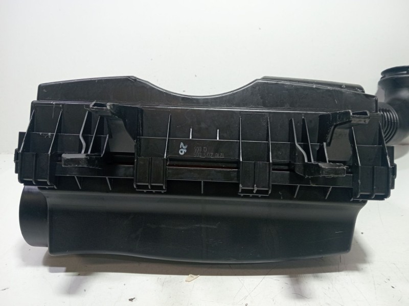 Recambio de caja filtro aire para mercedes-benz vito / mixto furgoneta (w639) 116 cdi (639.601, 639.603, 639.605) referencia OEM Recambio de caja filtro aire para mercedes-benz vito / mixto furgoneta (w639) 116 cdi (639.601, 639.603, 639.605) referencia OEM