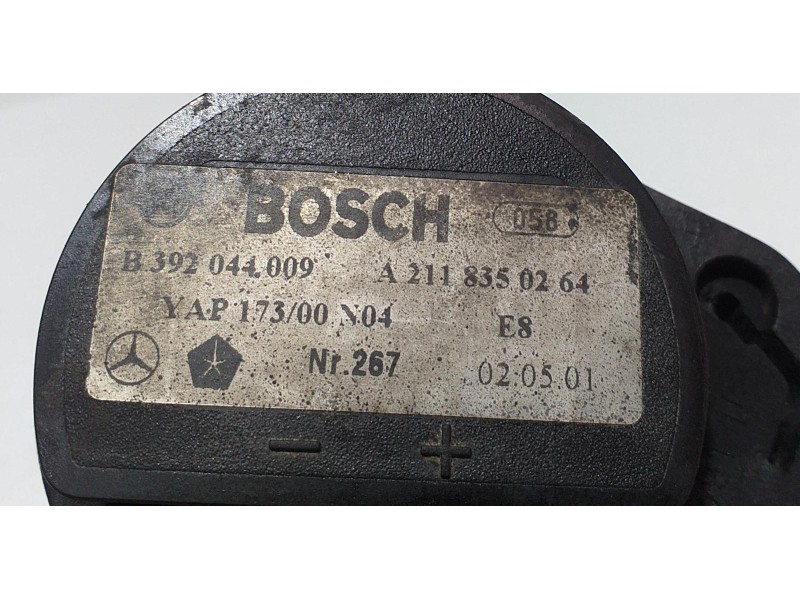 Recambio de bomba agua para mercedes-benz clase e (w211) berlina e 220 cdi (211.006) referencia OEM IAM A2118350264 61398 