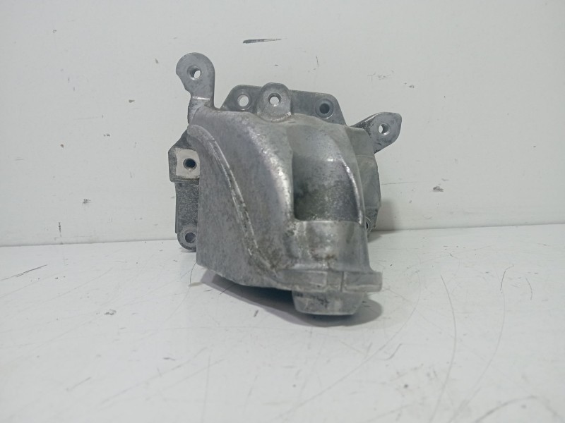 Recambio de soporte motor para mercedes-benz sprinter (w901,w903) combi 2.9 turbodiesel referencia OEM IAM A6512231704  