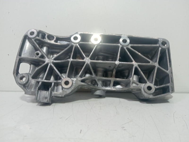 Recambio de soporte alternador para bmw serie 1 lim. (f20) 116d referencia OEM IAM 1116850686305  