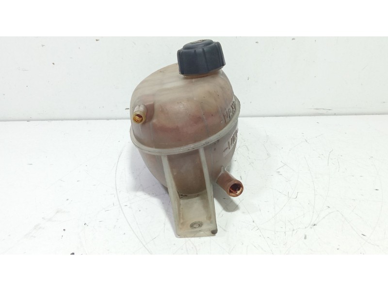 Recambio de deposito expansion para renault trafic combi (ab 4.01) 9 - plazas (l1h1) 2,9t combi corto referencia OEM IAM 7700312