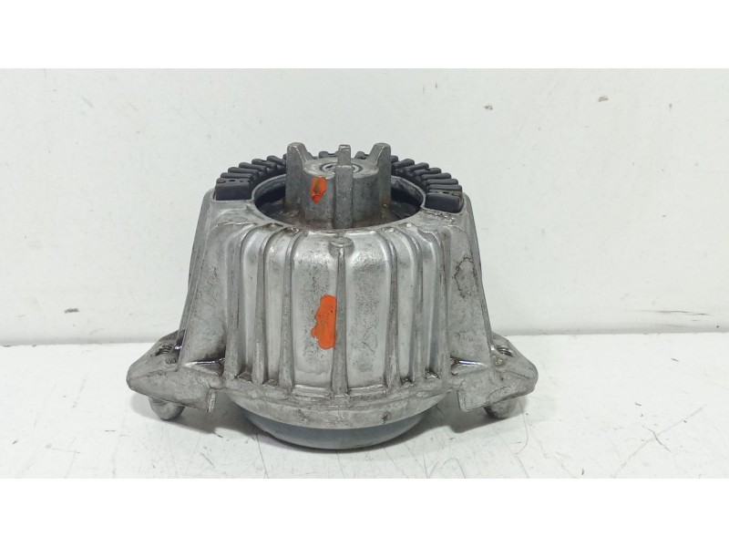 Recambio de soporte motor para mercedes-benz clase c (w204) c 200 cdi (204.001) referencia OEM IAM A2122404117  