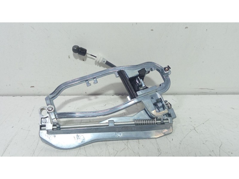 Recambio de maneta interior delantera derecha para bmw x5 (e53) 3.0 d referencia OEM IAM 51218243616  