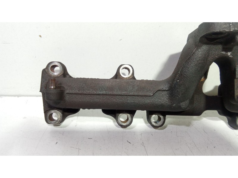 Recambio de colector escape para opel combo (corsa c) 1.3 16v cdti referencia OEM IAM 55223906  