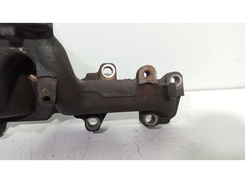 Recambio de colector escape para opel combo (corsa c) 1.3 16v cdti referencia OEM IAM 55223906  