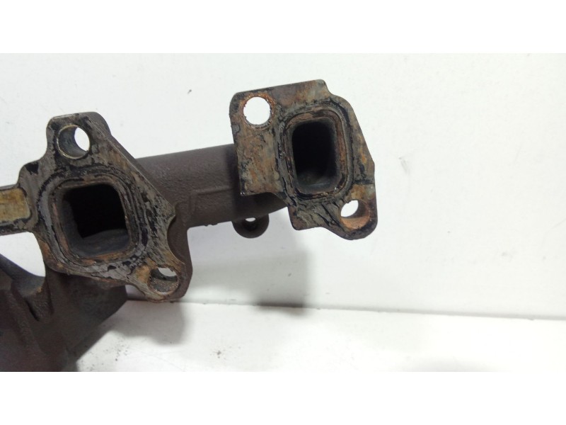 Recambio de colector escape para opel combo (corsa c) 1.3 16v cdti referencia OEM IAM 55223906  