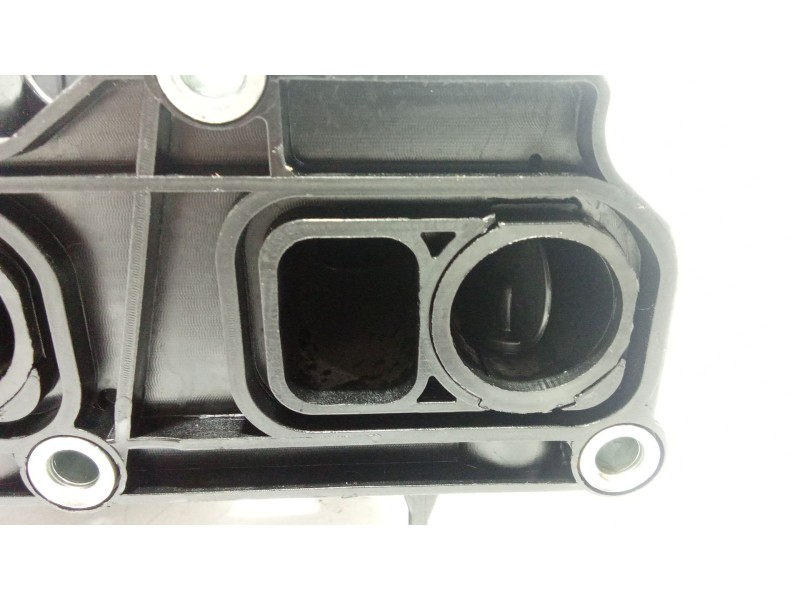 Recambio de colector admision para mercedes-benz clase e (w211) e 270 cdi (211.016) referencia OEM IAM A6120901937  