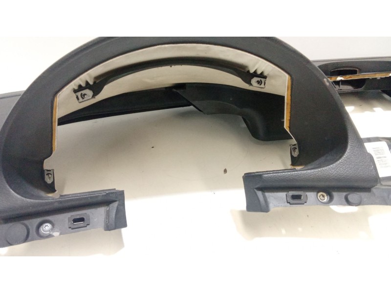 Recambio de salpicadero para mercedes-benz clase e (w211) e 270 cdi (211.016) referencia OEM IAM 2116800687  