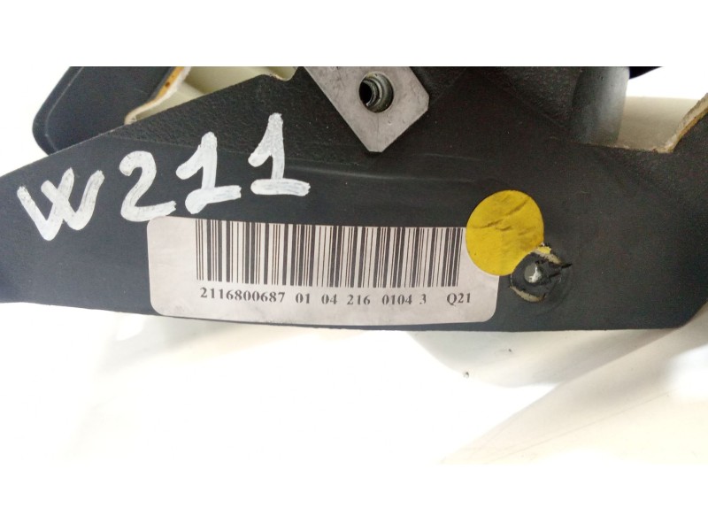 Recambio de salpicadero para mercedes-benz clase e (w211) e 270 cdi (211.016) referencia OEM IAM 2116800687  