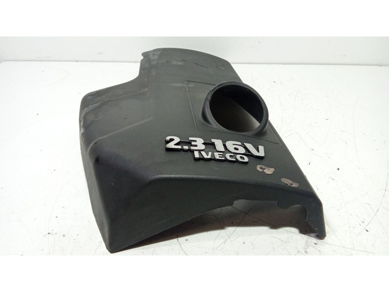 Recambio de tapa motor para iveco daily caja cerrada (1999 =>) 2.3 diesel cat referencia OEM IAM 504034872A  