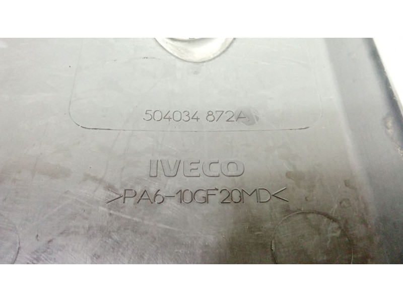 Recambio de tapa motor para iveco daily caja cerrada (1999 =>) 2.3 diesel cat referencia OEM IAM 504034872A  