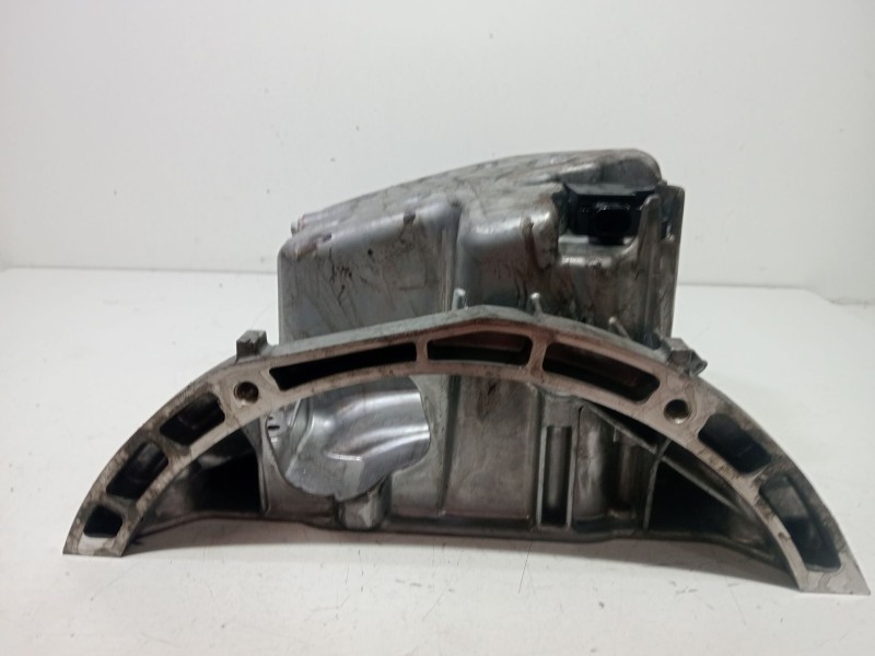 Recambio de carter para mercedes-benz clase c (w203) c 220 cdi (203.006) referencia OEM IAM 6460141802  