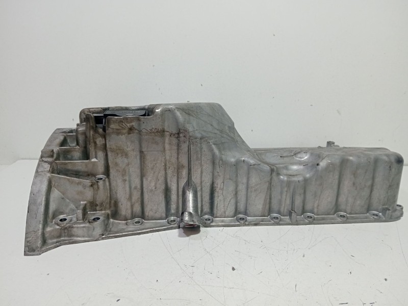 Recambio de carter para mercedes-benz clase c (w203) c 220 cdi (203.006) referencia OEM IAM 6460141802  