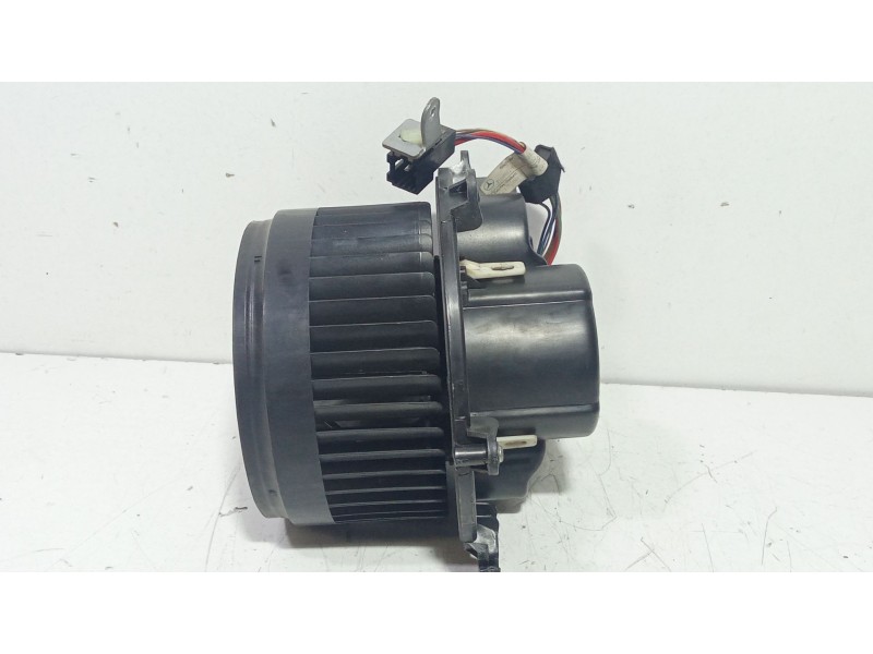 Recambio de motor calefaccion para mercedes-benz clase c (w203) c 200 cdi (203.004) referencia OEM IAM A2035403213  