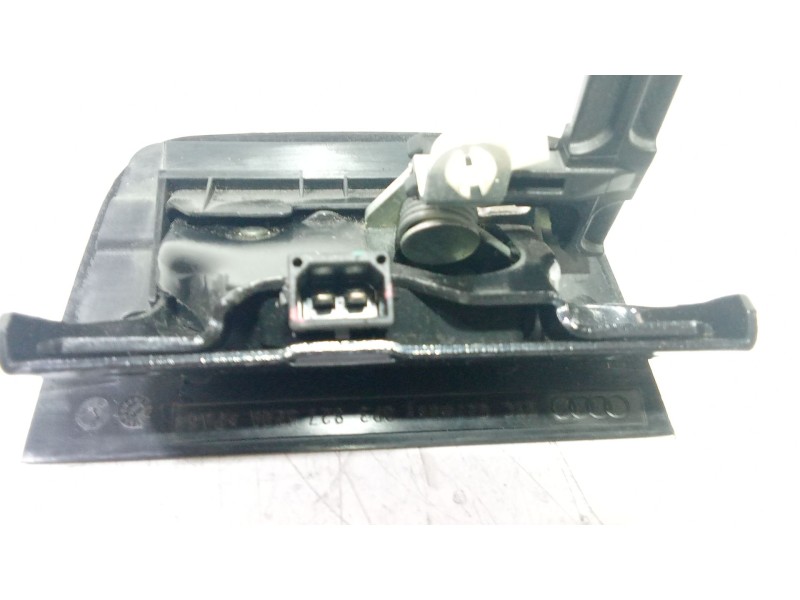 Recambio de cerradura maletero / porton para audi a3 (8p1) 1.6 tdi referencia OEM IAM 8P3827505  