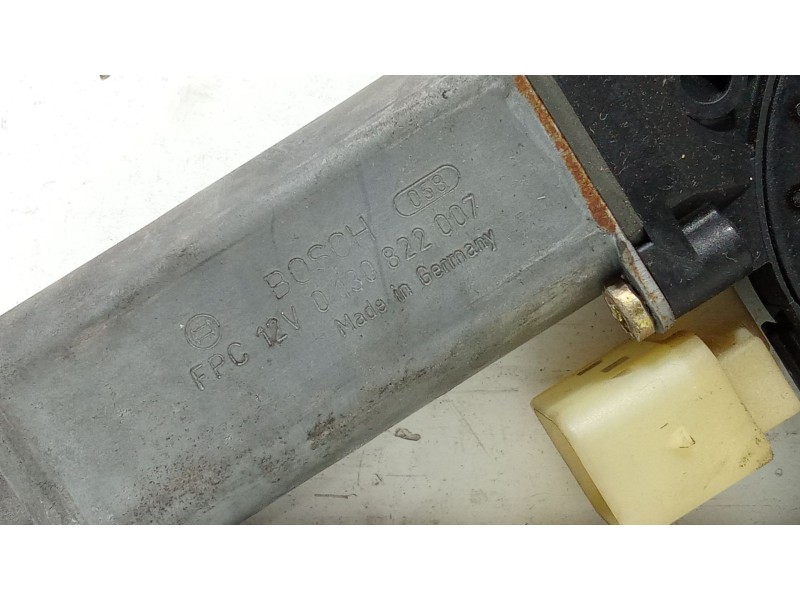 Recambio de motor elevalunas trasero derecho para mercedes-benz clase c (w203) berlina 220 cdi (203.006) referencia OEM IAM 0130