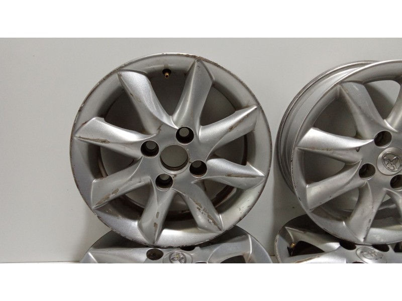 Recambio de juego llantas para toyota aygo (_b1_) 1.0 (kgb10_) referencia OEM IAM AYGO (_B1_) 1.0 (KGB10_) 2005 - 2014 998 68 CV