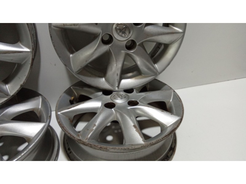 Recambio de juego llantas para toyota aygo (_b1_) 1.0 (kgb10_) referencia OEM IAM AYGO (_B1_) 1.0 (KGB10_) 2005 - 2014 998 68 CV