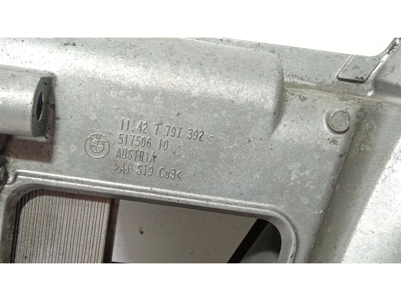 Recambio de soporte filtro aceite para bmw serie 3 berlina (e90) 318d referencia OEM IAM 7797392  