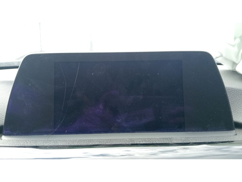 Recambio de pantalla multifuncion para bmw 3 (f30, f80) 318 d referencia OEM IAM BMW f30  