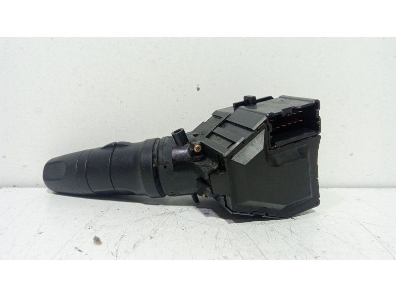 Recambio de mando multifuncion para nissan terrano ii (r20) 2.7 td 4wd referencia OEM IAM 25260AV775  