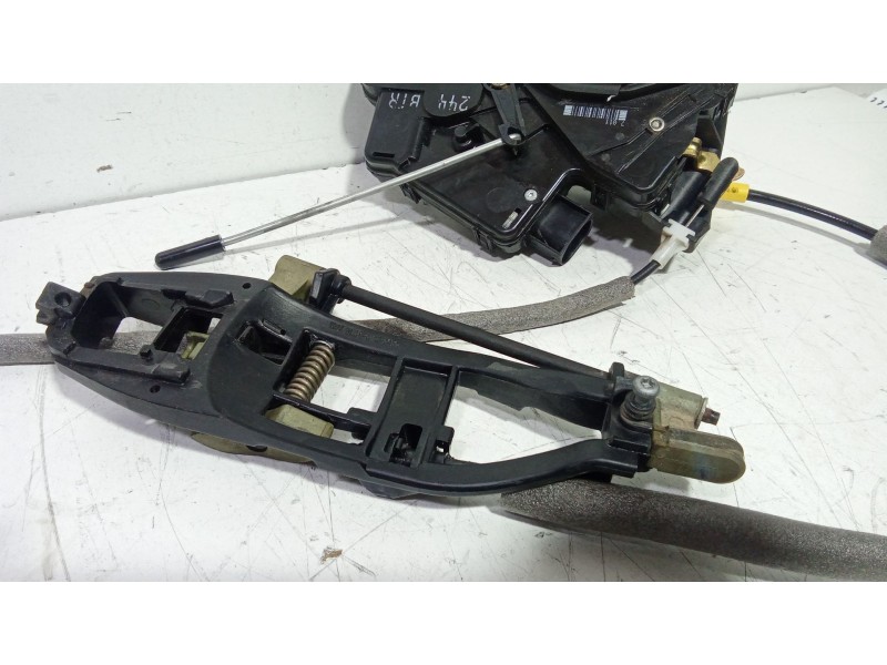 Recambio de cerradura puerta delantera derecha para bmw serie 3 touring (e46) 2.0 16v diesel cat referencia OEM IAM 244BTR  