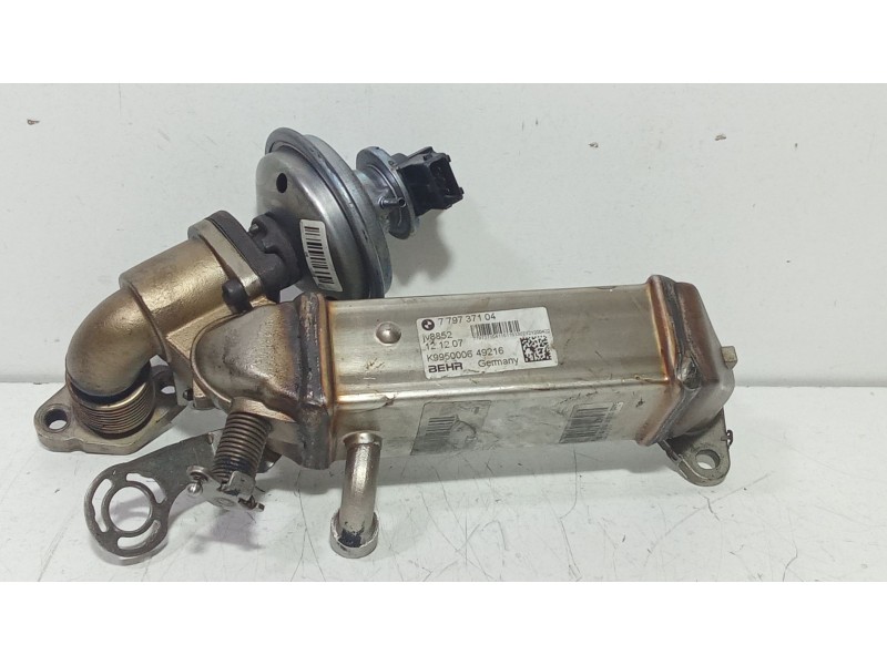 Recambio de enfriador egr para bmw serie 3 coupe (e92) 320d referencia OEM IAM 779737104  