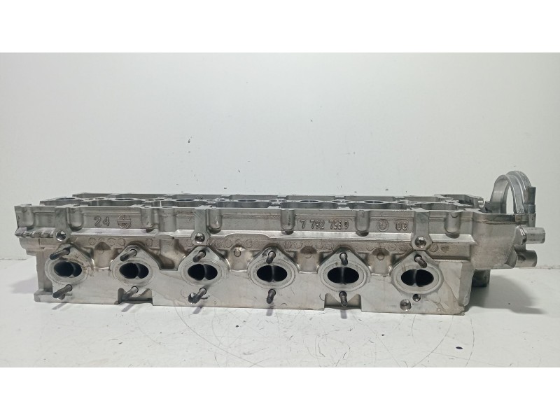 Recambio de culata para bmw serie 5 berlina (e39) 3.0 24v turbodiesel cat referencia OEM IAM 77927539  
