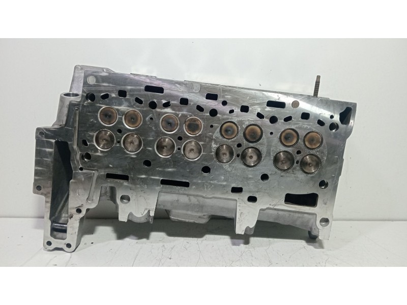 Recambio de culata para bmw serie 3 berlina (e90) 2.0 turbodiesel cat referencia OEM IAM 779767606  