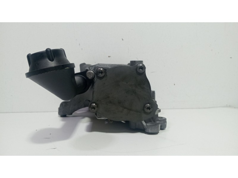 Recambio de bomba aceite para seat leon (5f1) 2.0 tdi referencia OEM IAM 04L145208  