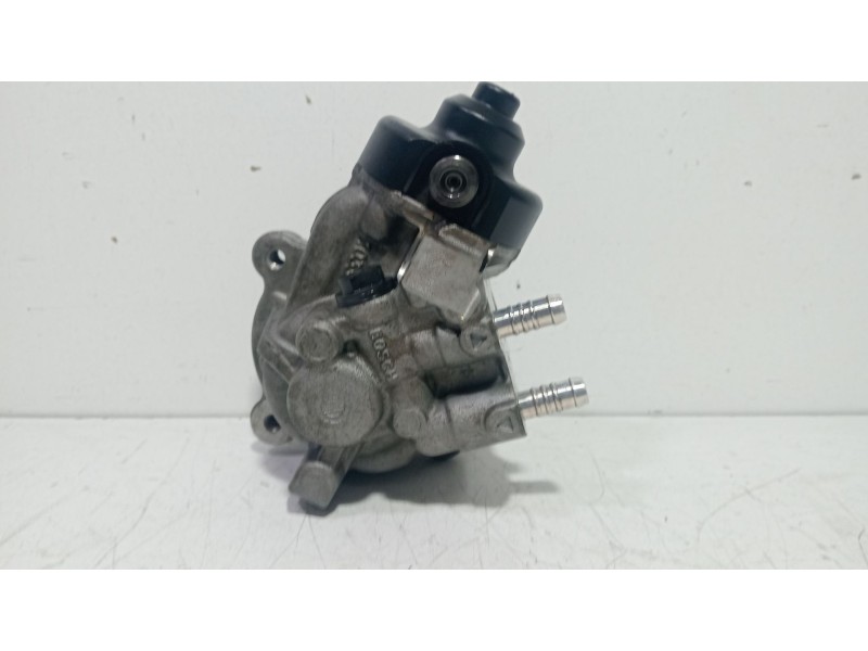 Recambio de bomba inyeccion para seat leon (5f1) 2.0 tdi referencia OEM IAM 04L130755D  