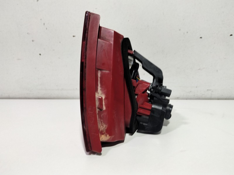 Recambio de piloto trasero izquierdo interior para audi a5 (8t3) 2.0 tdi referencia OEM IAM 8T0945093A  