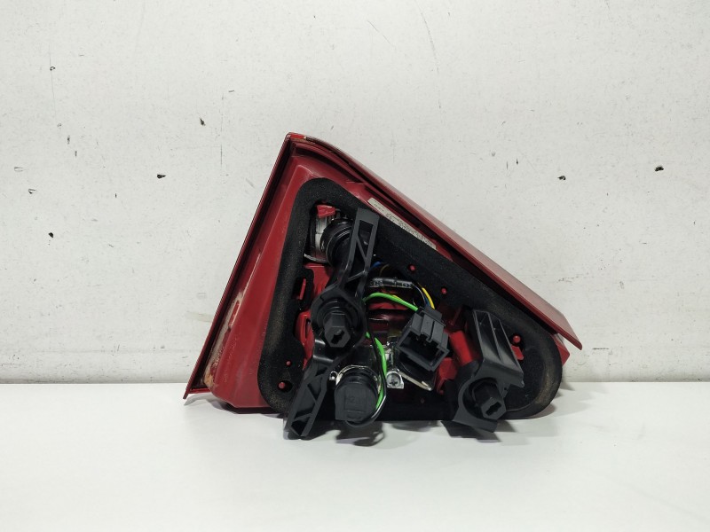 Recambio de piloto trasero izquierdo interior para audi a5 (8t3) 2.0 tdi referencia OEM IAM 8T0945093A  