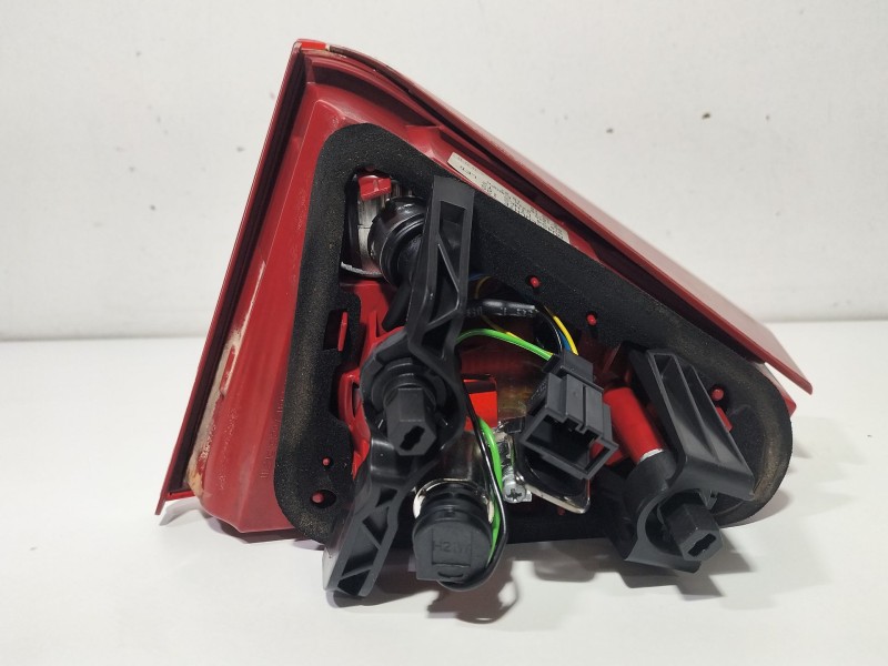 Recambio de piloto trasero izquierdo interior para audi a5 (8t3) 2.0 tdi referencia OEM IAM 8T0945093A  