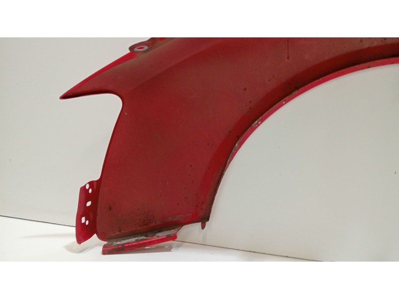 Recambio de aleta delantera derecha para audi a5 (8t3) 2.0 tdi referencia OEM IAM 8T0821106H  