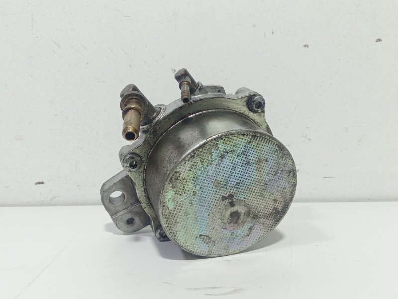 Recambio de depresor freno / bomba vacio para opel astra gtc cosmo referencia OEM IAM 55193232  