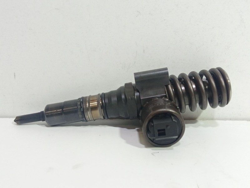 Recambio de inyector para audi a6 berlina (4f2) 2.0 tdi referencia OEM IAM 03G130073G  
