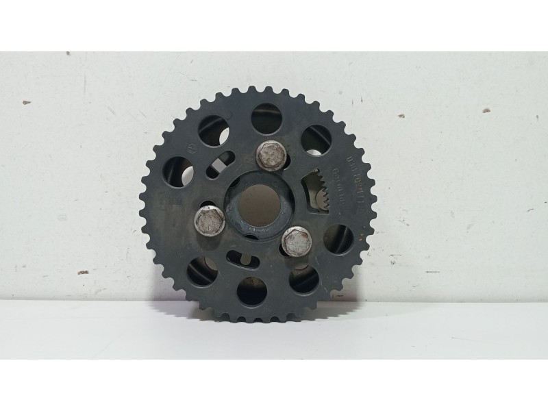 Recambio de polea arbol levas para audi a5 descapotable (8f7) 2.0 tdi referencia OEM IAM 038109111  