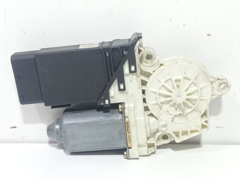 Recambio de motor elevalunas delantero derecho para seat toledo ii (1m2) 1.9 tdi referencia OEM IAM 9776101436203  
