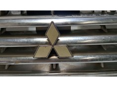 Recambio de rejilla paragolpes central para mitsubishi montero (v20/v40) referencia OEM IAM MONTERO (V20/V40)   2