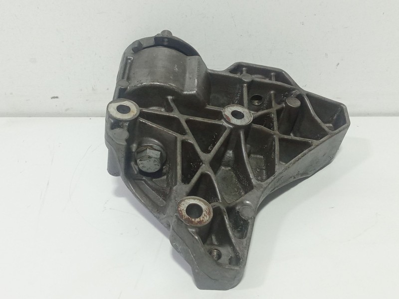 Recambio de soporte alternador para volkswagen scirocco (137) 1.4 tsi (90kw) referencia OEM IAM 03C903143B  