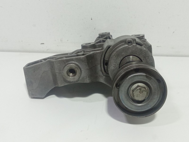 Recambio de soporte alternador para volkswagen scirocco (137) 1.4 tsi (90kw) referencia OEM IAM 03C903143B  