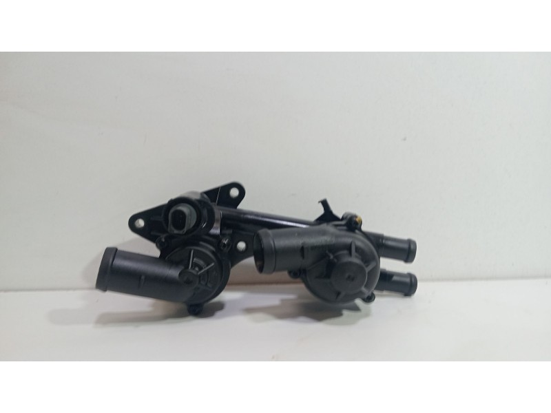 Recambio de termostato para volkswagen golf vi (5k1) 1.4 16v tsi referencia OEM IAM 03c121118  