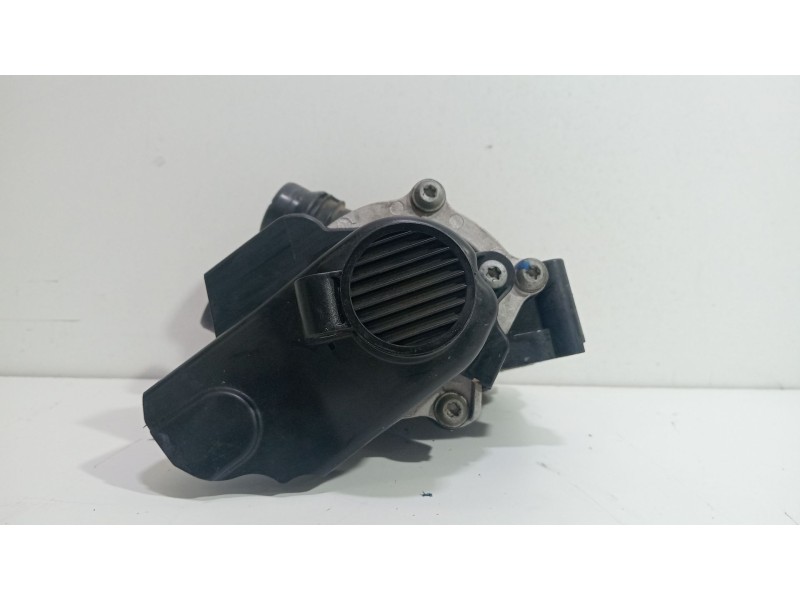 Recambio de bomba agua para audi a5 (8t3) 2.0 tfsi referencia OEM IAM 06J121026  
