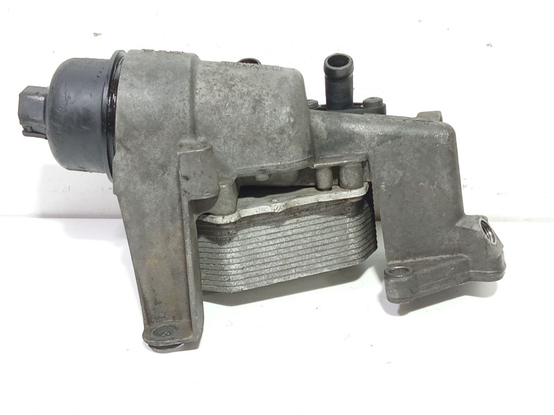 Recambio de soporte filtro aceite para nissan interstar autobús (x70) dci 150 referencia OEM IAM 6790973780  