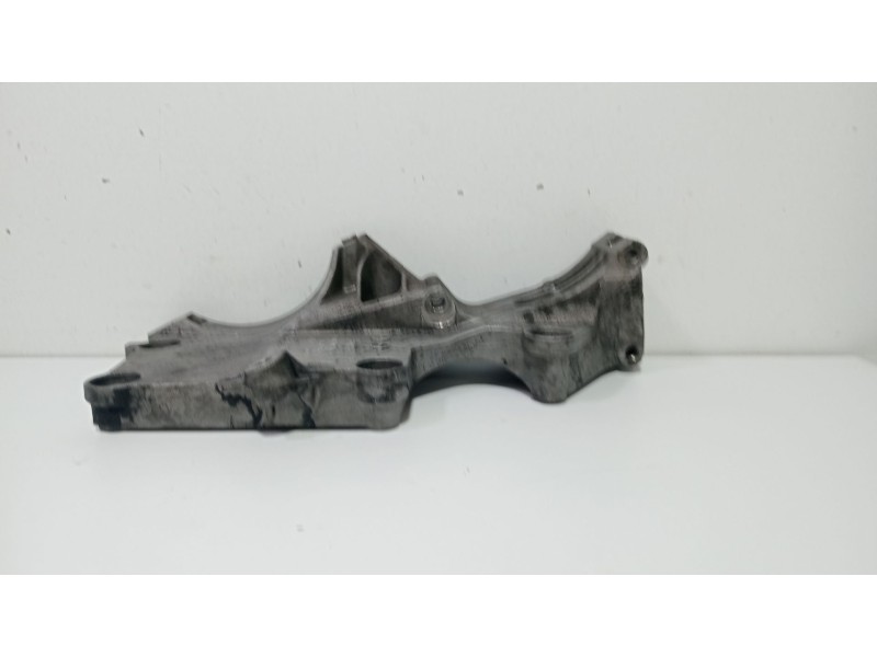 Recambio de soporte alternador para volkswagen passat b6 (3c2) 2.0 tdi 16v 4motion referencia OEM IAM R03G903143A  