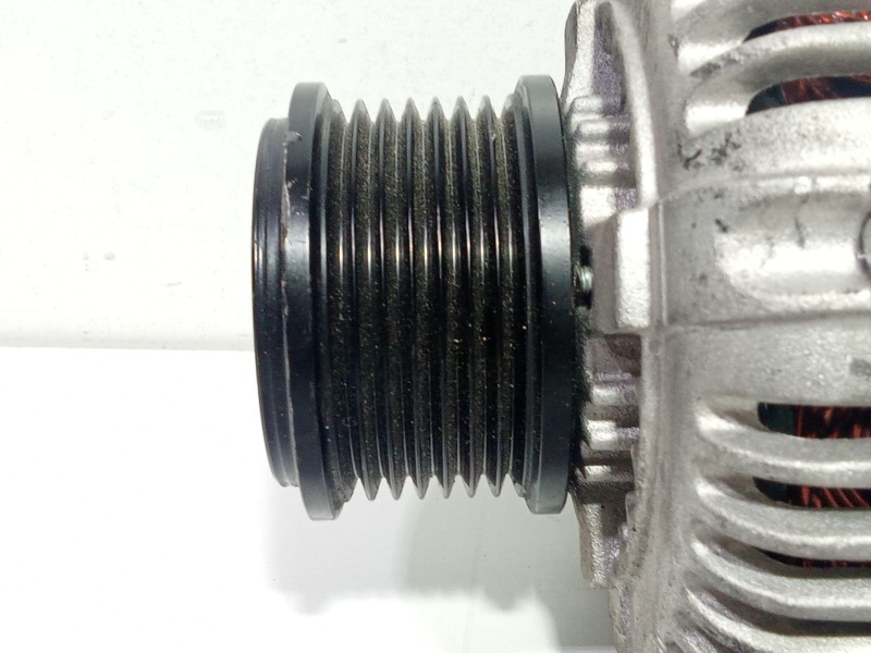 Recambio de alternador para toyota land cruiser (j12) 3.0 d4-d vx referencia OEM IAM 114024  